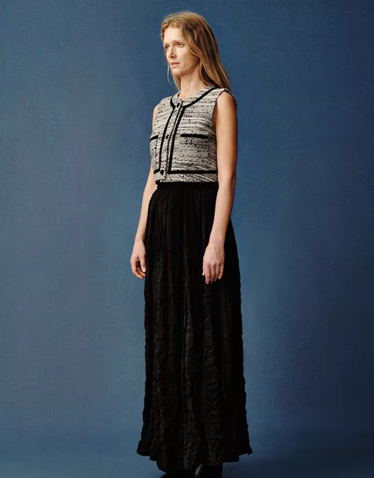 Pure Texture – Minimalist Vest