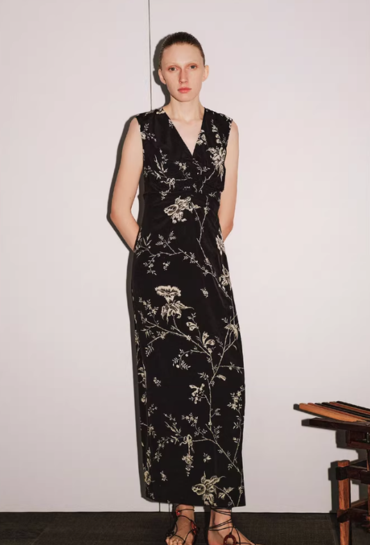 Midnight Vine – Sleeveless Botanical Dress